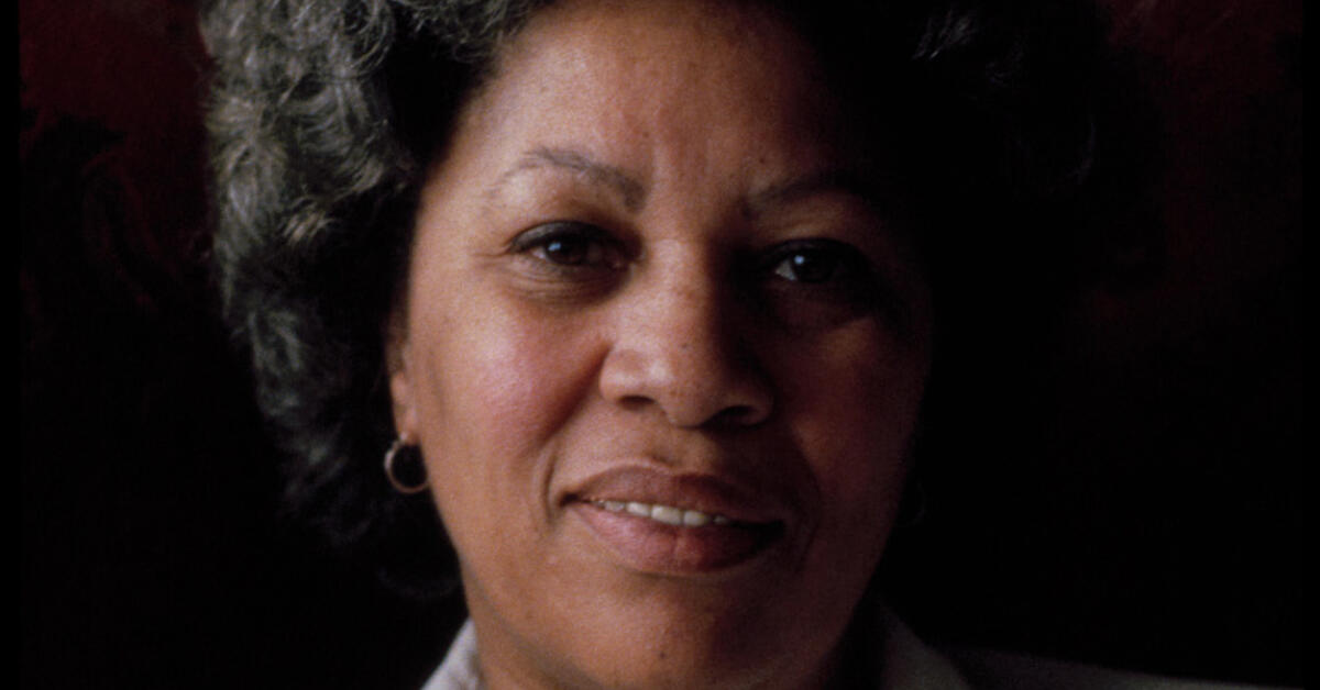 Author Photo_Toni